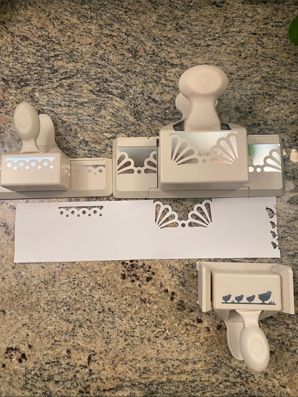 Martha Stewart Beige/Pearl Decorative Border Punch Set